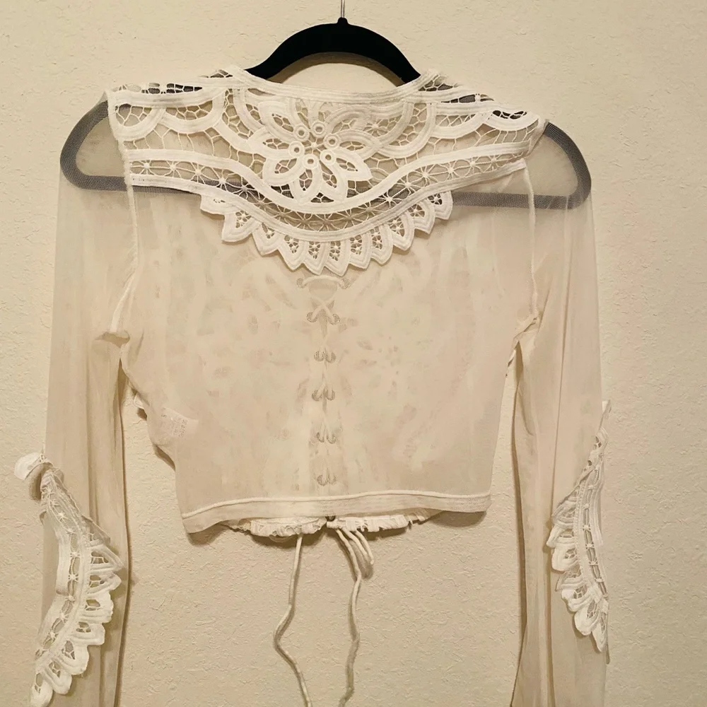 Vintage Lace and MeshTie up Top/Over-jacket Size Small. Boho and Feminine, EUC - Picture 7 of 16